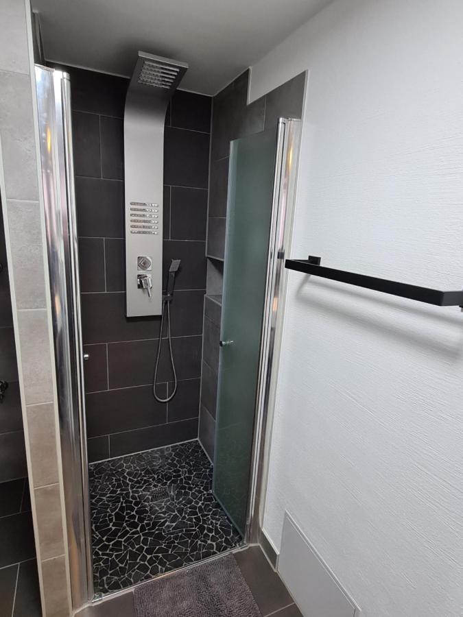 Moewenstuebchen Apartment Zingst Bagian luar foto